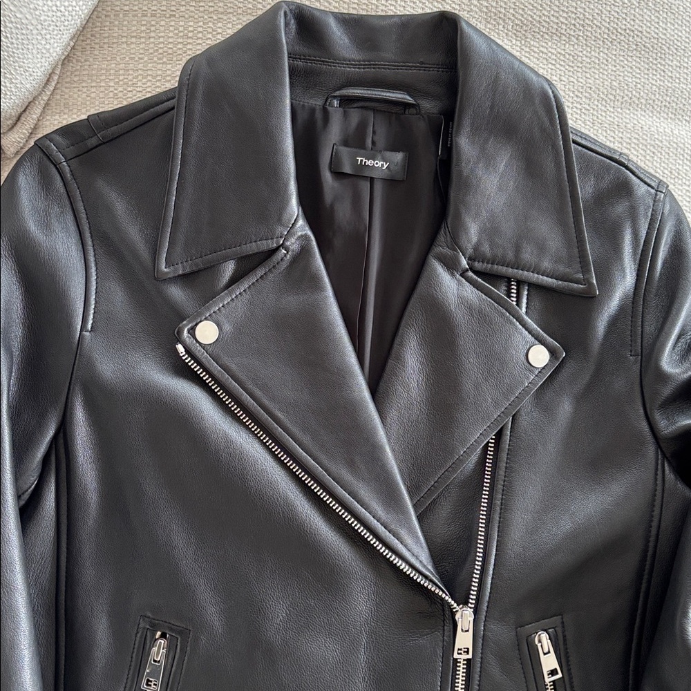 NWT Theory Moto Black Biker Grain Lamb Leather Jacket with Silver Accents Size M - Picture 5 of 16